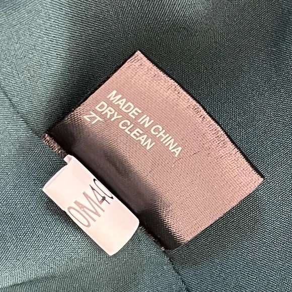 GIANNI BINI | Emerald Satin Ruched Puff Shoulder Mini Cocktail Dress | Size 2 - Picture 9 of 10